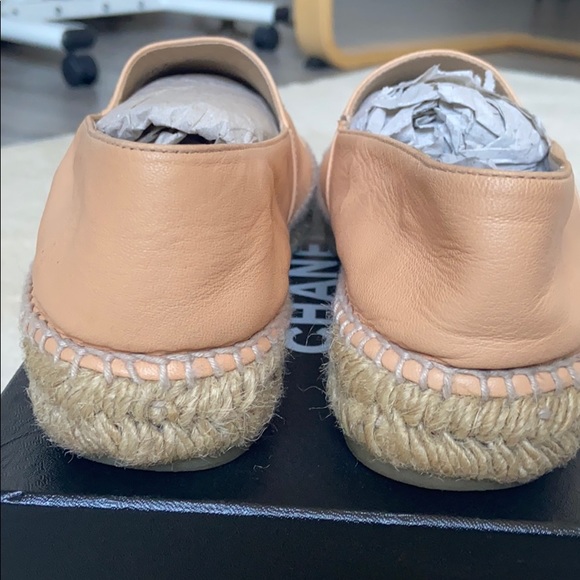 CHAMPAGNE PINK CHANEL ESPADRILLES - Picture 7 of 8